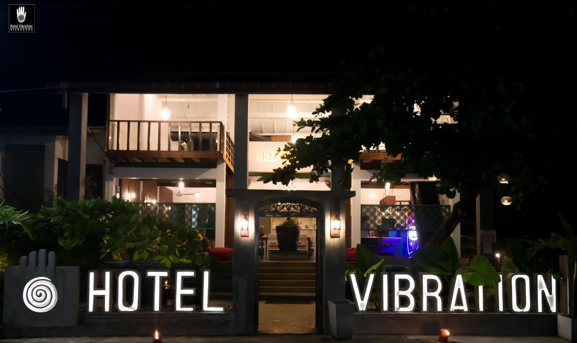 Hotel Vibration Hikkaduwa Kültér fotó