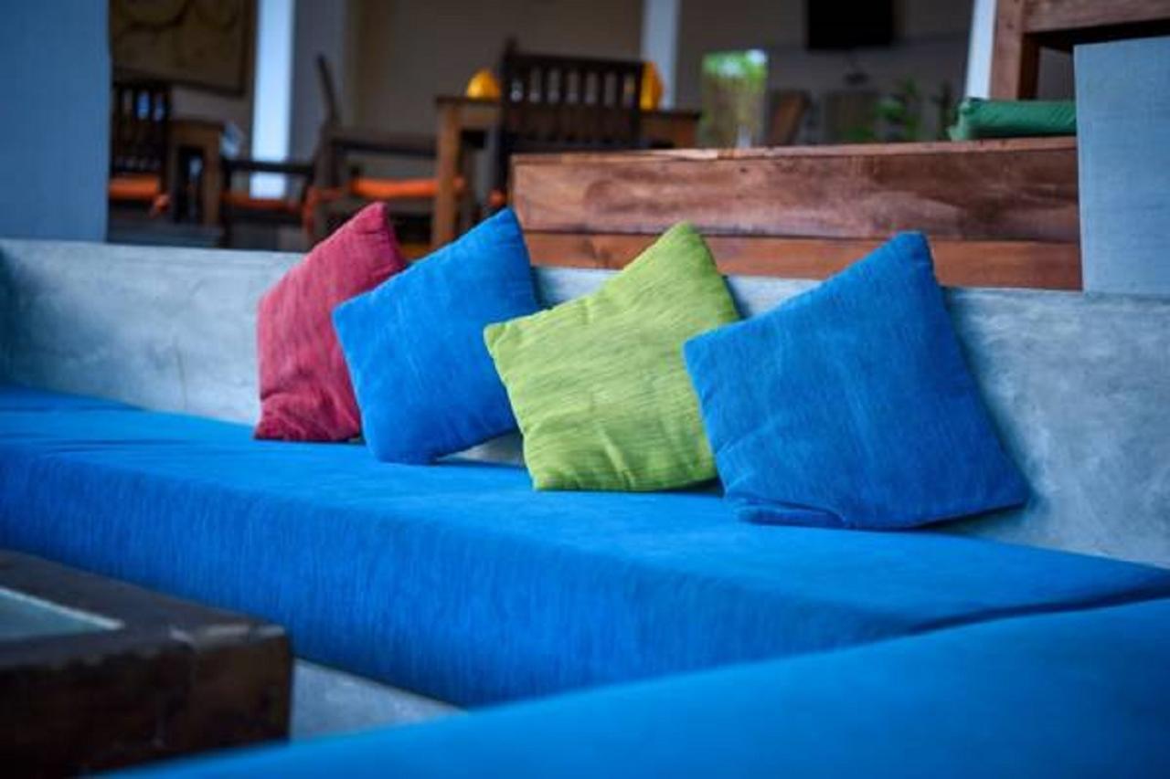 Hotel Vibration Hikkaduwa Kültér fotó