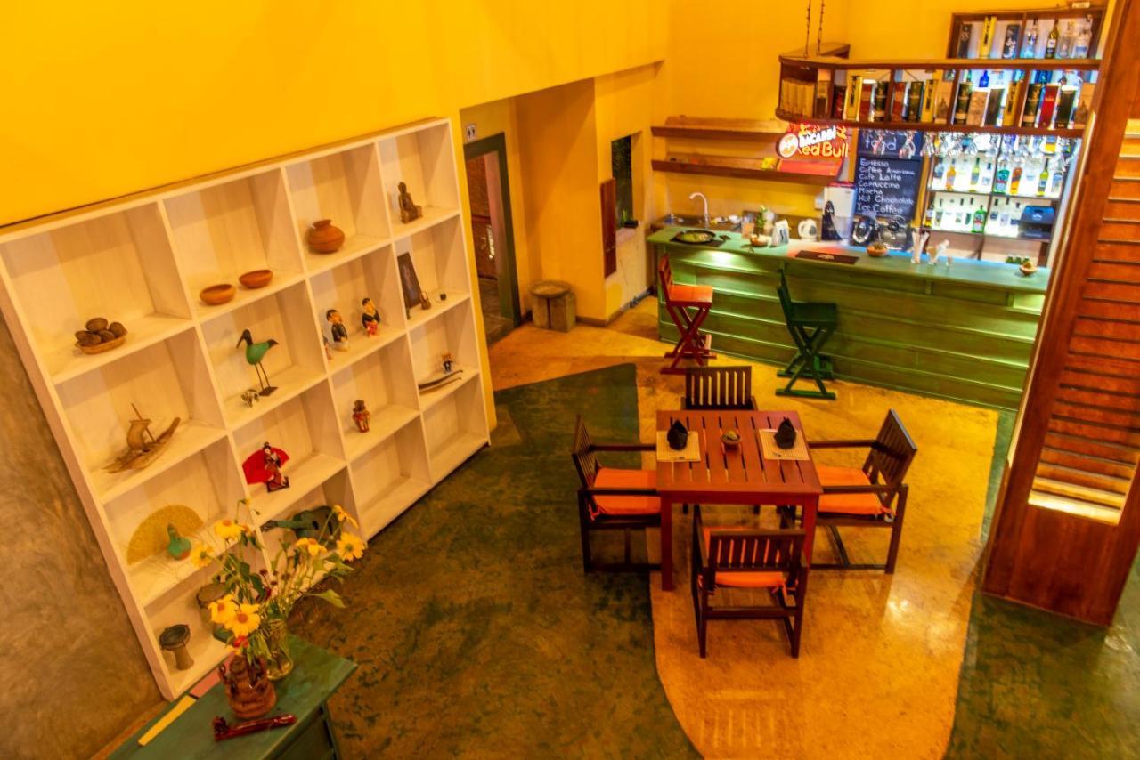 Hotel Vibration Hikkaduwa Kültér fotó